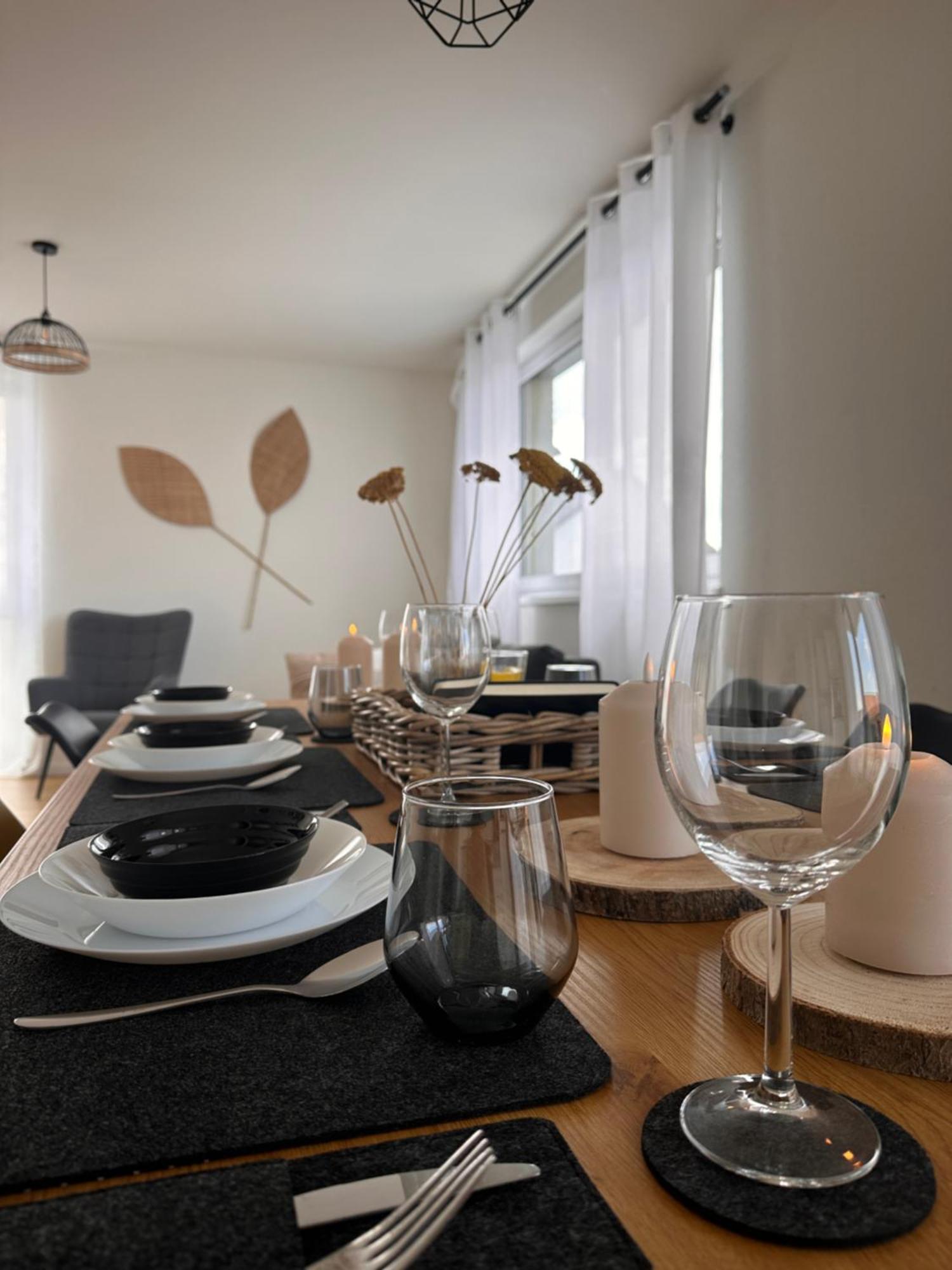 Appartamento Amao-Sepia I 86Qm I King-Size Beds I Netflix I Privat Balcony I Free Parking I Near Europapark Rheinhausen Esterno foto